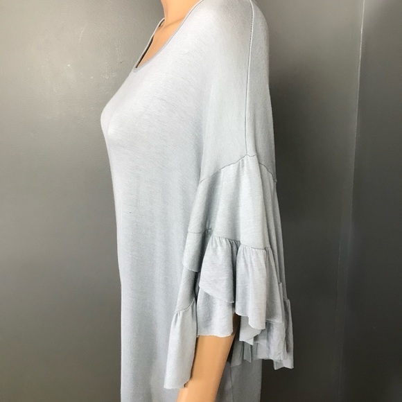 Andree Ruffled Bell Sleeve Blouse – Small - Picture 3 of 6